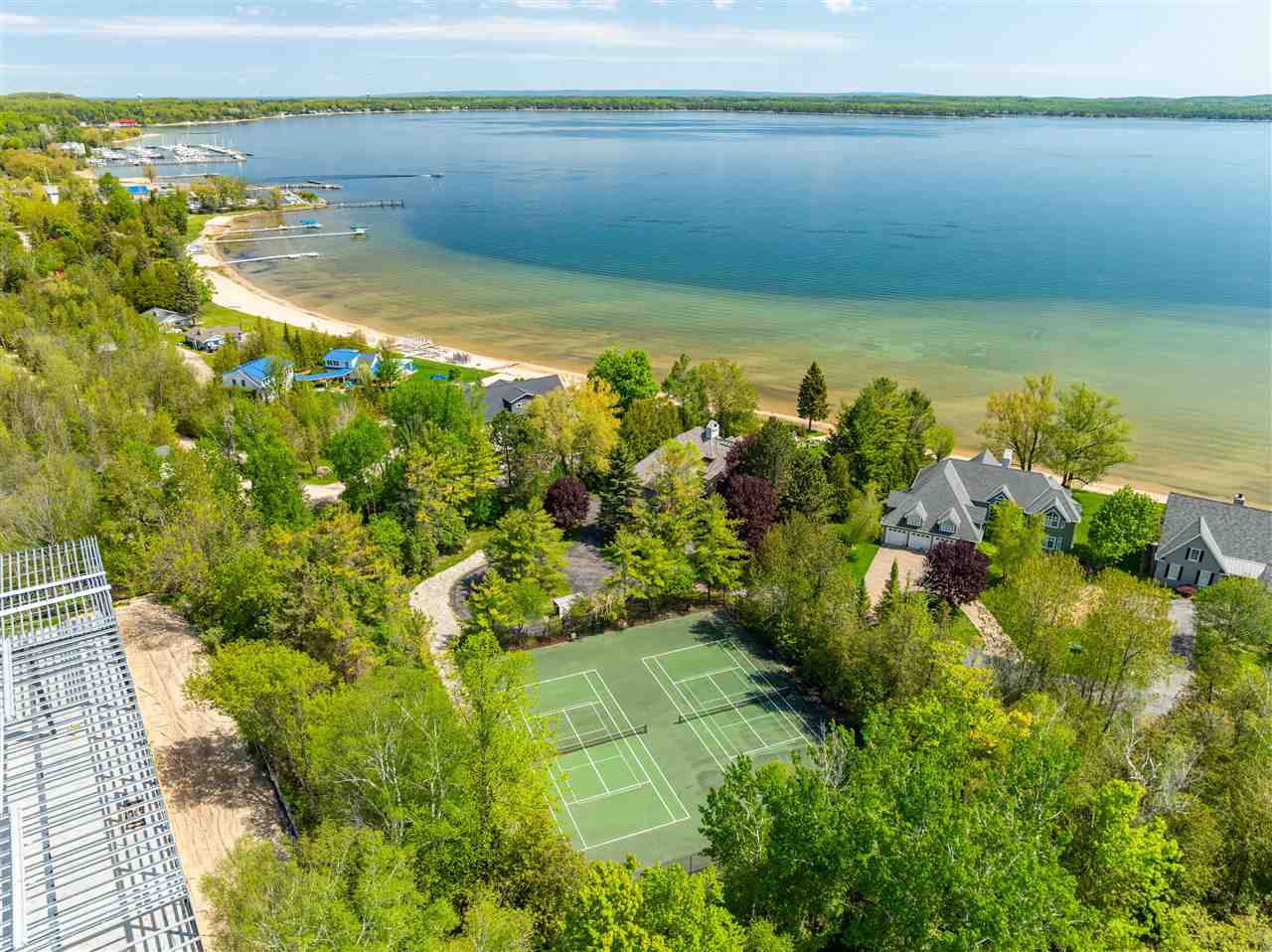 6040 Pine Lake Club Charlevoix MI 49720