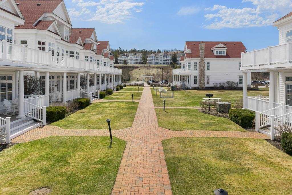 623 Lakeside Court Bay Harbor MI 49770