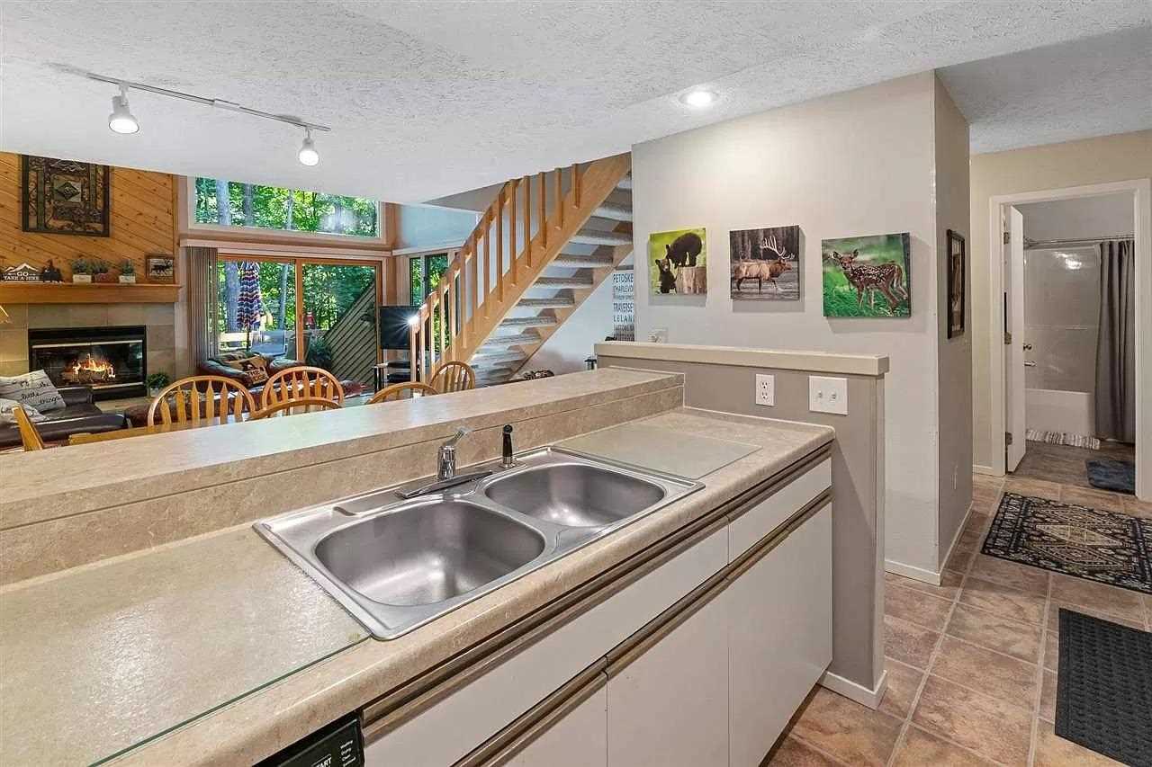 4749 S Pleasantview Road Harbor Springs MI 49740
