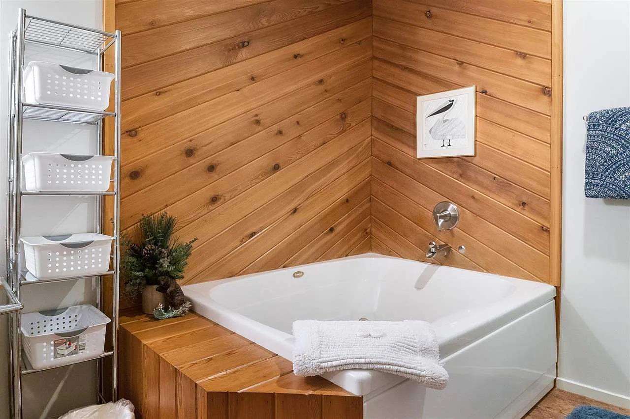 4749 S Pleasantview Road Harbor Springs MI 49740
