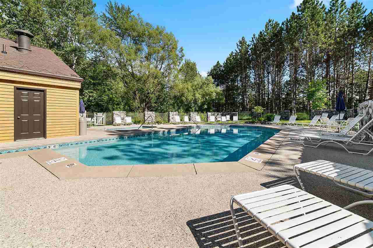 4749 S Pleasantview Road Harbor Springs MI 49740