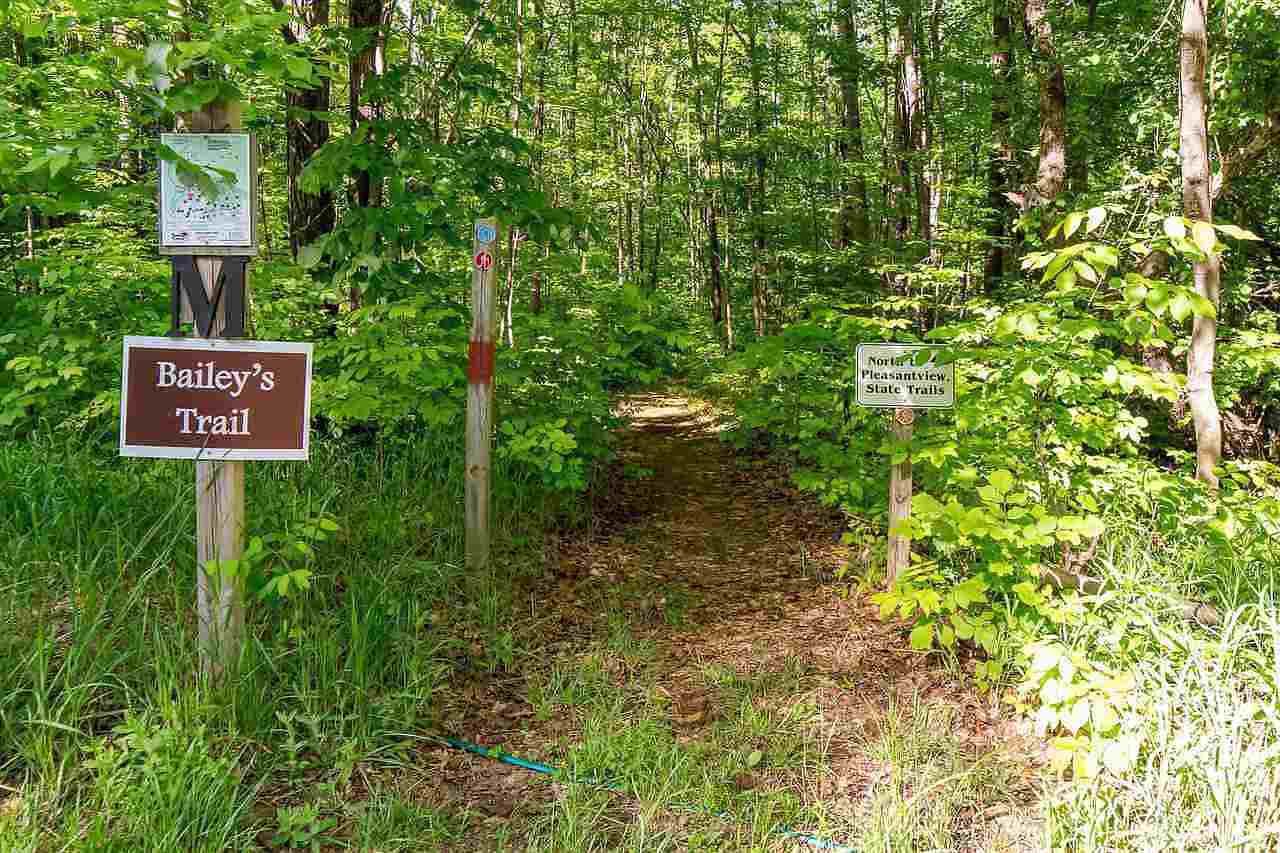 4749 S Pleasantview Road Harbor Springs MI 49740