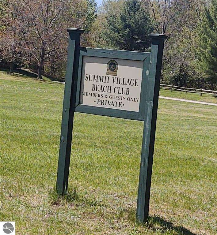6865 Pinebrook Drive Bellaire MI 49615