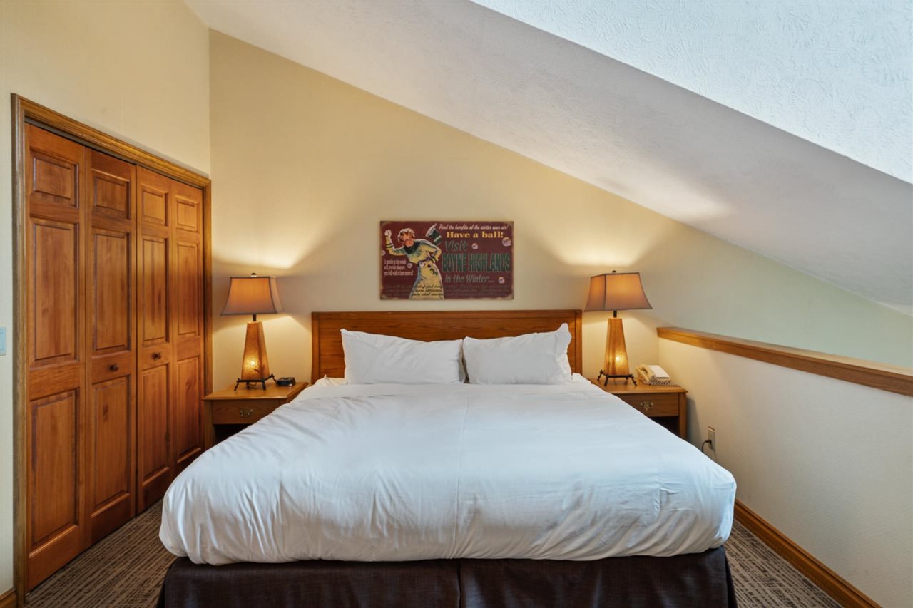 5620 Highlands Drive, #645 Harbor Springs MI 49740