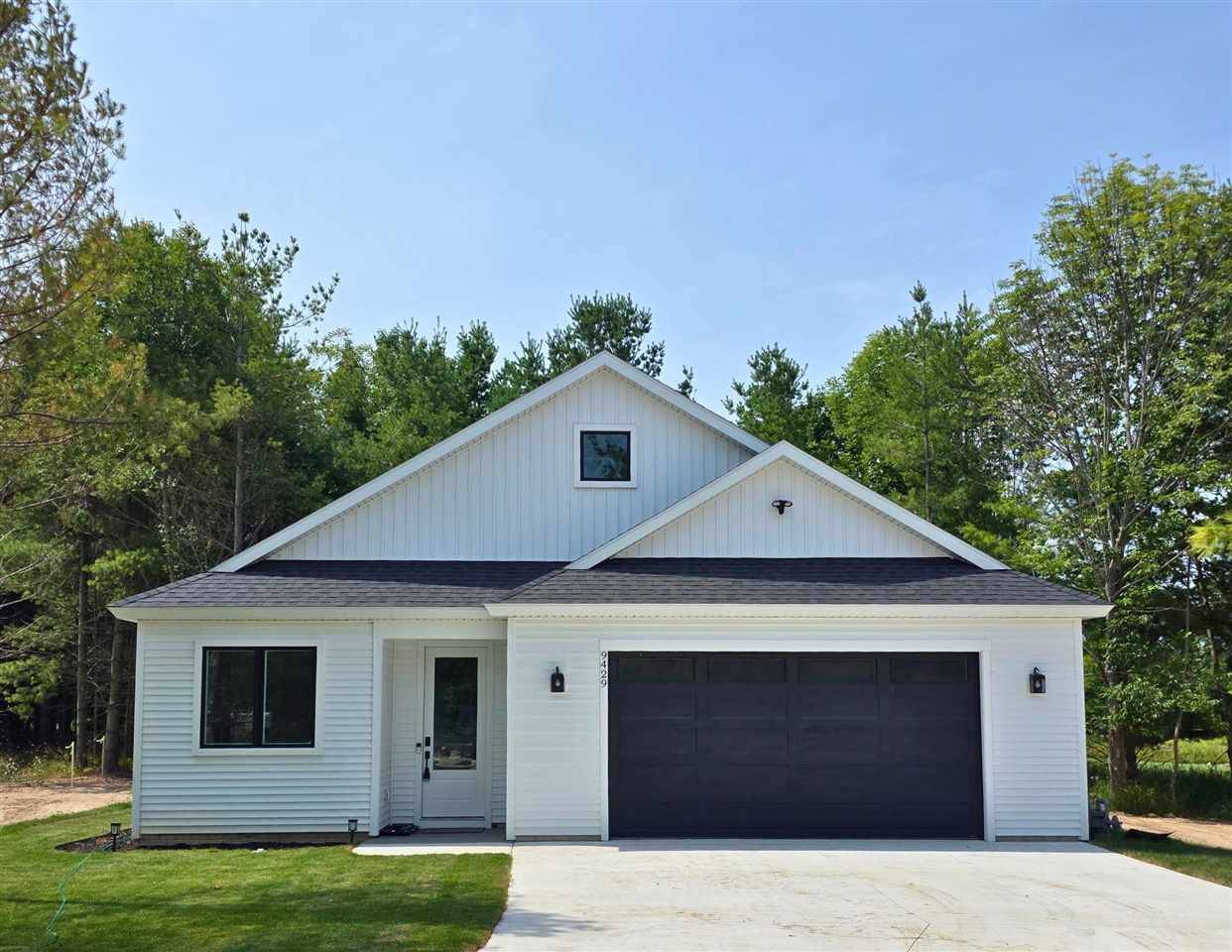 9429 - B Windeberry Drive Charlevoix MI 49720