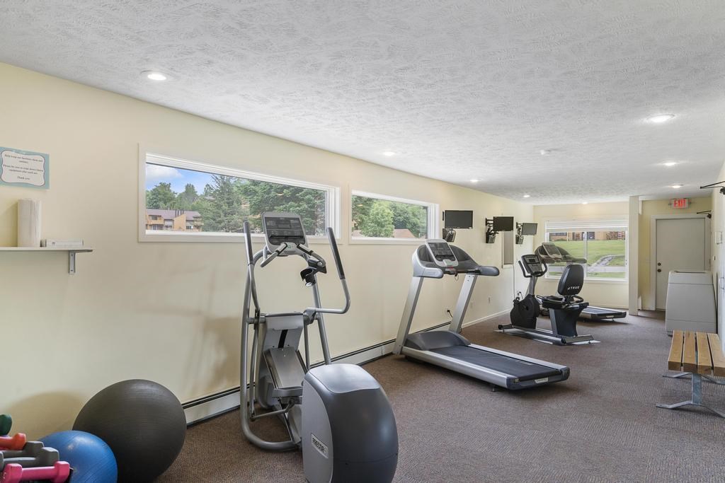 4749 Pleasantview Road Harbor Springs MI 49740