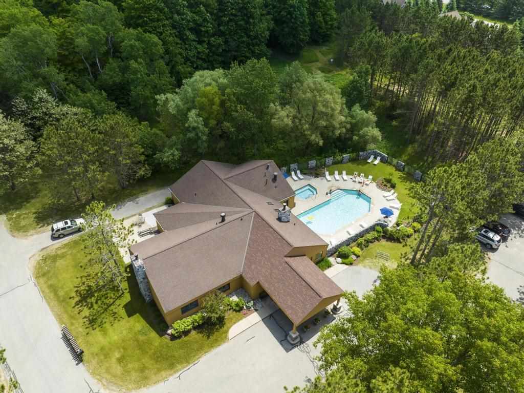 4749 Pleasantview Road Harbor Springs MI 49740
