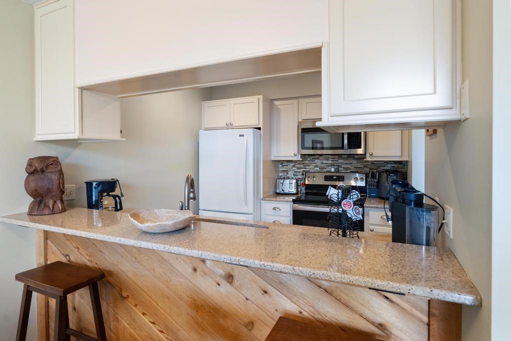4749 Pleasantview Road Harbor Springs MI 49740