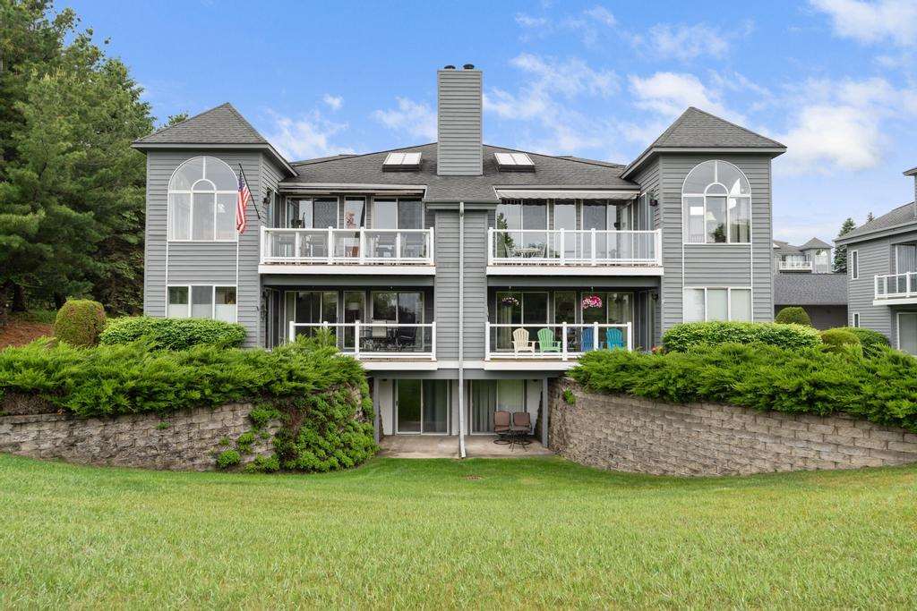 217 Belvedere Terrace Charlevoix MI 49720