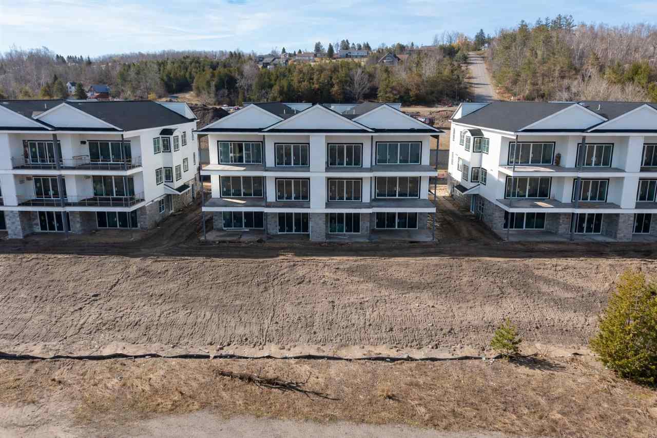 631 Lakeview Drive Bay Harbor MI 49770