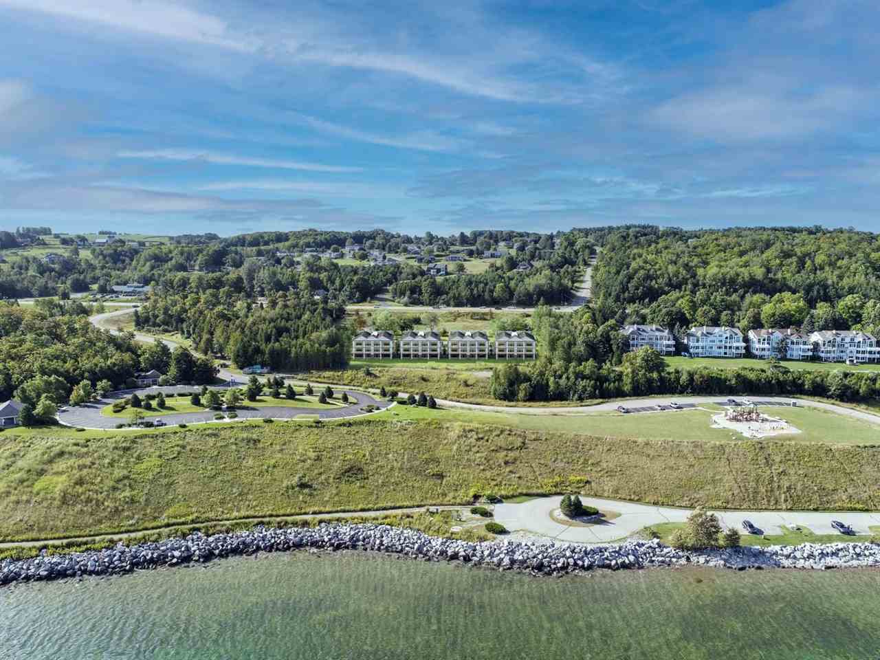 631 Lakeview Drive Bay Harbor MI 49770