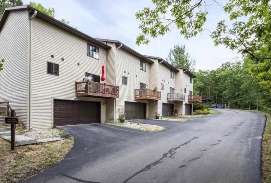 3913 Emily Lane Traverse City MI 49686