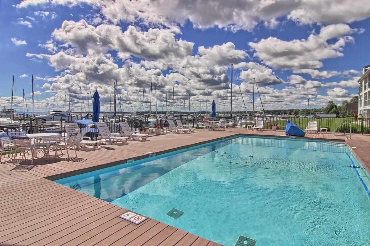 206 Ferry Avenue Charlevoix MI 49720