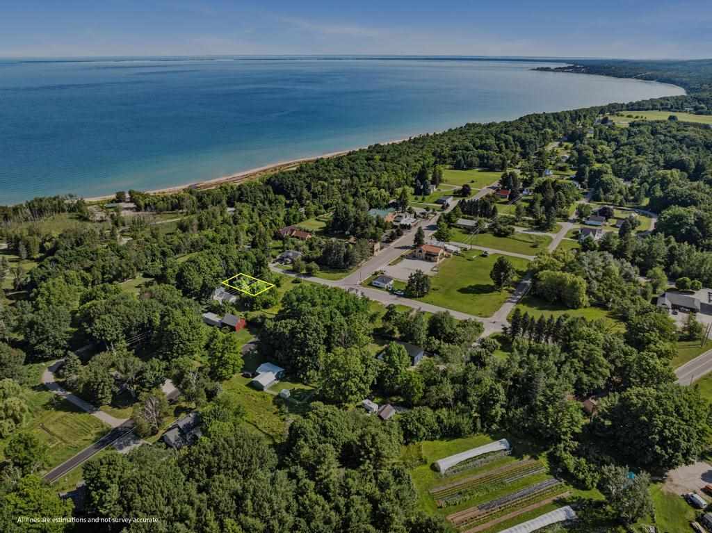 Tbd South Lot Bluff Terrace Harbor Springs MI 49740