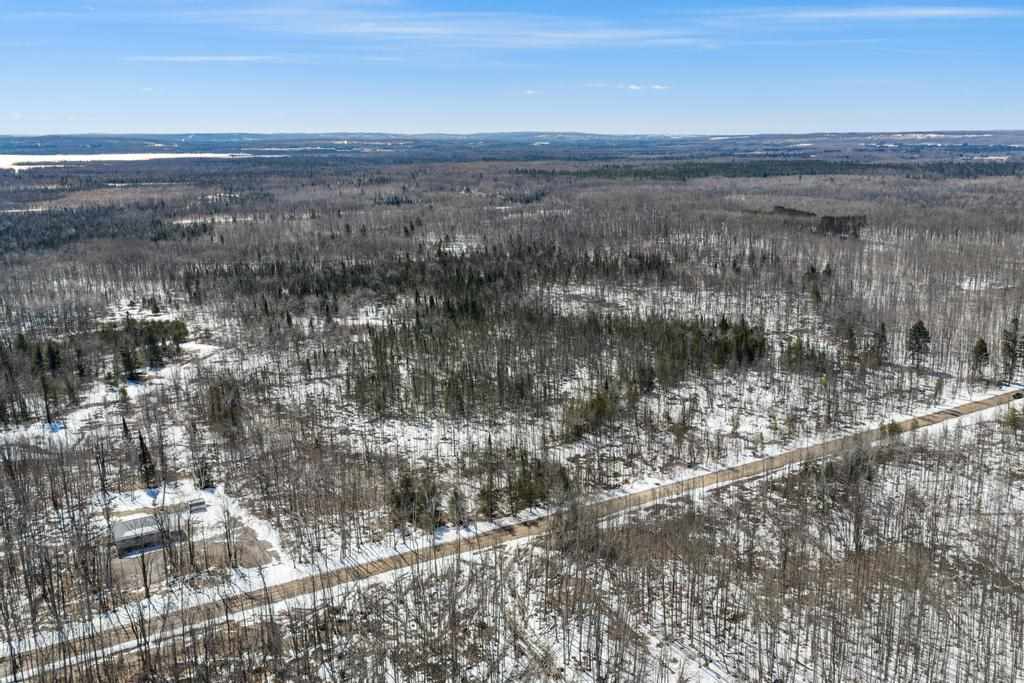 Tbd Hardwood Road Brutus MI 49716