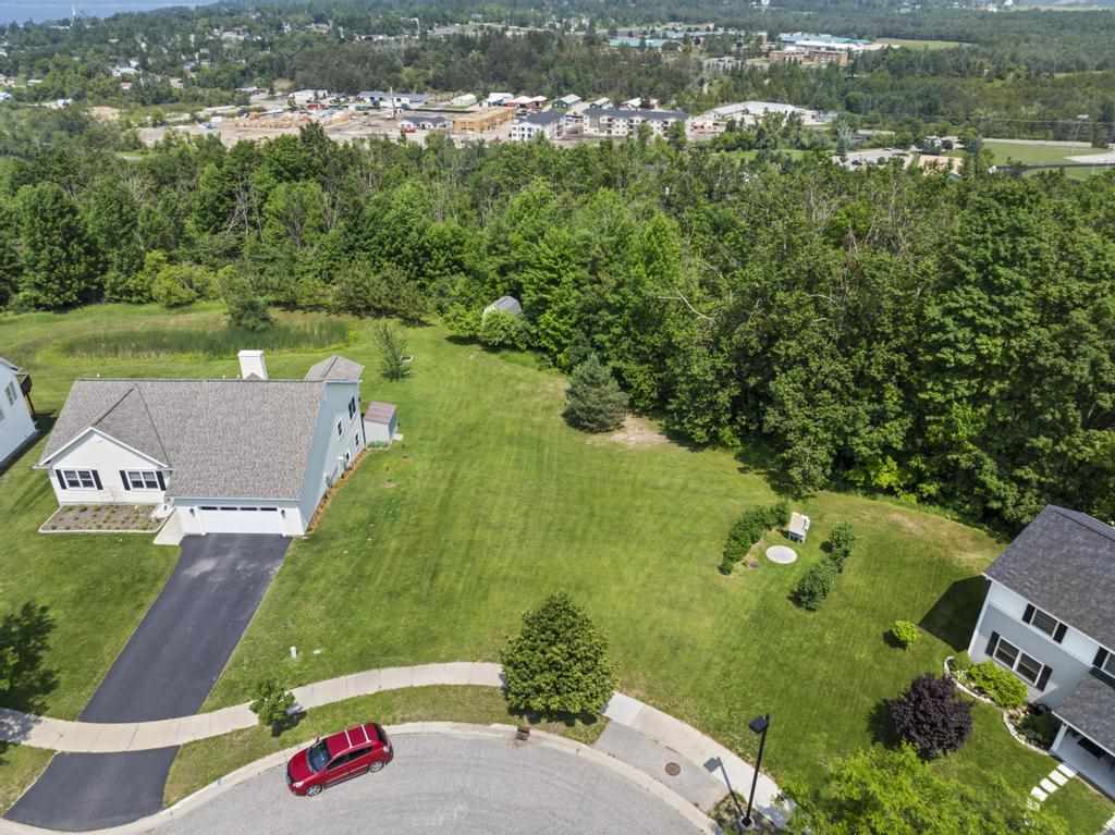 200 Lakewood Court Petoskey MI 49770