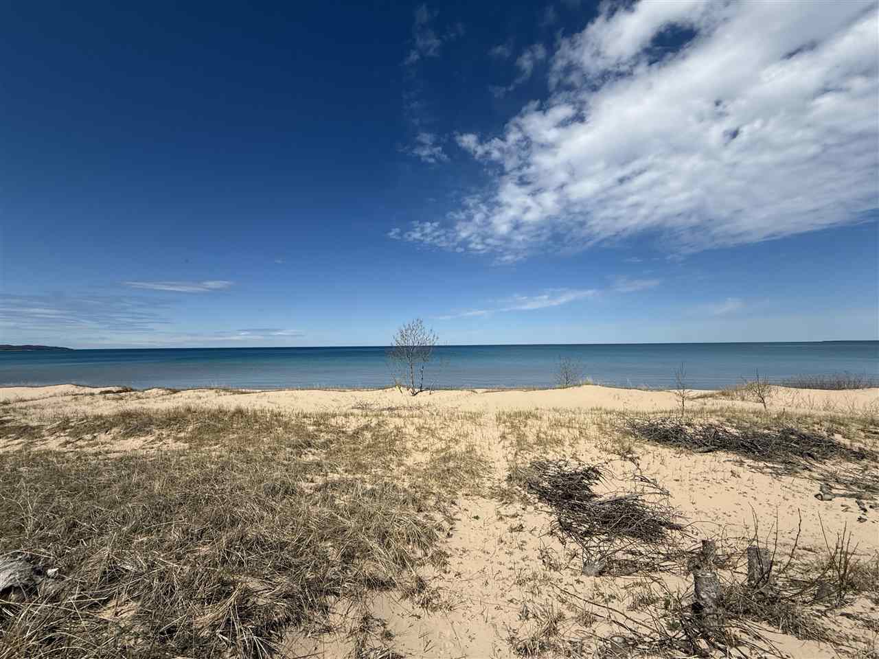 8439 Sturgeon Bay Drive Harbor Springs MI 49740