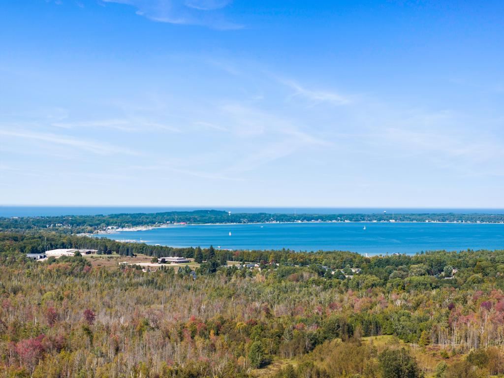 00 Wickersham Road Charlevoix MI 49720-9557