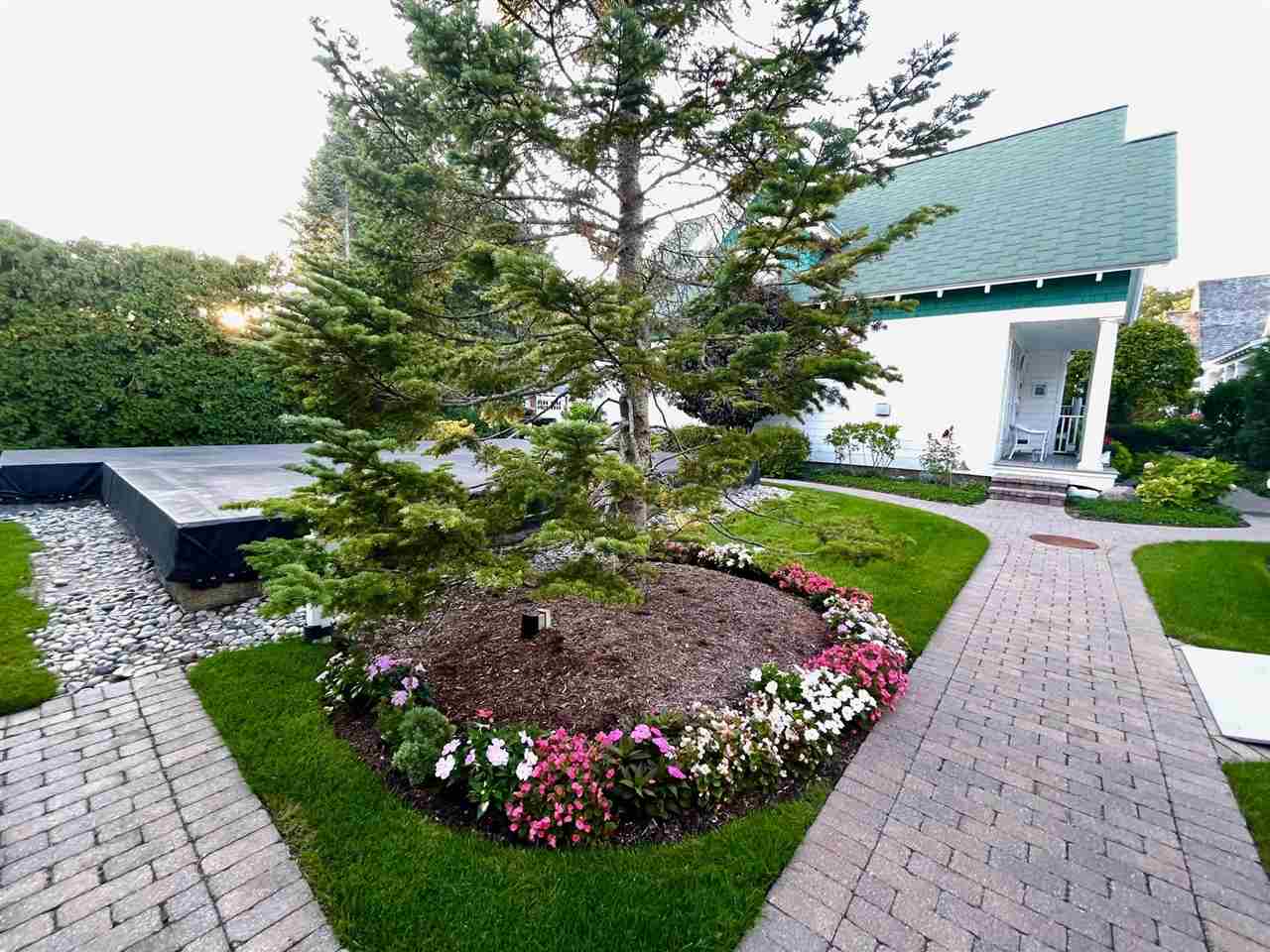 575 E Bay Street Harbor Springs MI 49740-9747