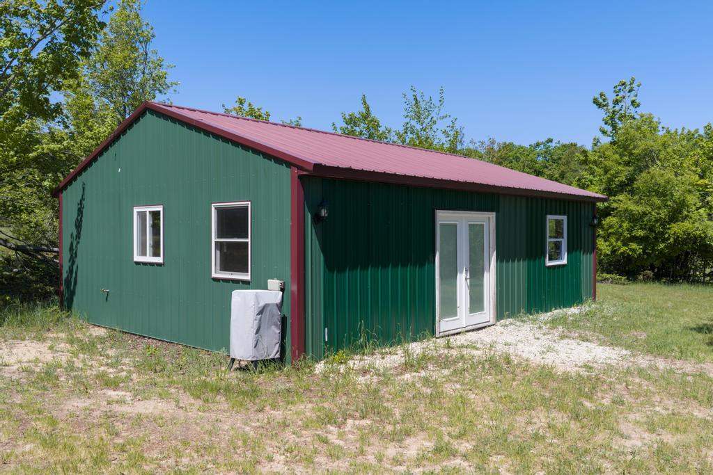 2244 Palmer Road Pellston MI 49769