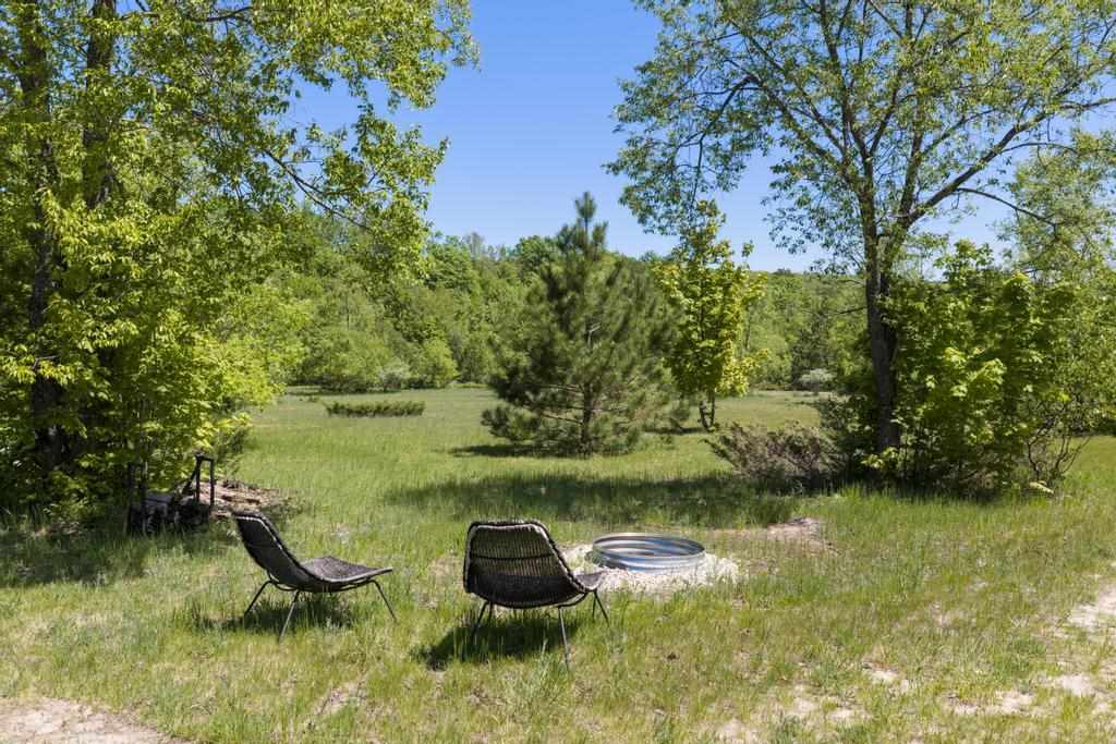 2244 Palmer Road Pellston MI 49769