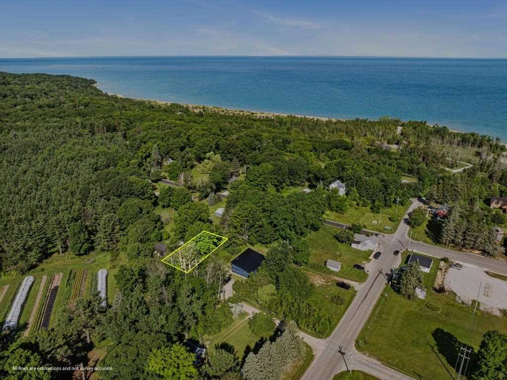 Tbd Wadsworth Street Harbor Springs MI 49740