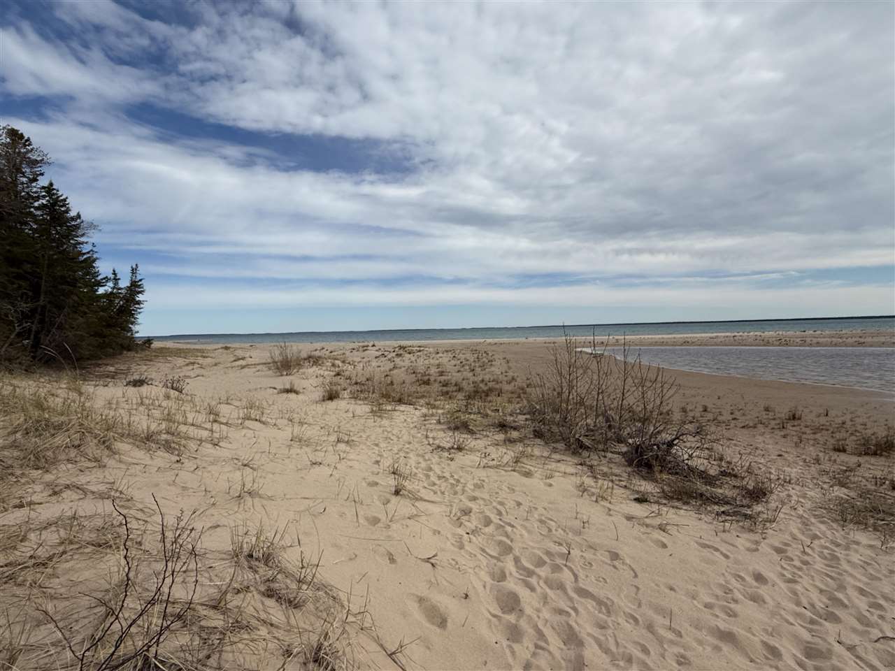 Tbd Sturgeon Bay Harbor Springs MI 49740