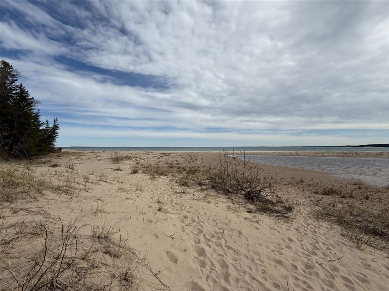 Tbd Sturgeon Bay Harbor Springs MI 49740