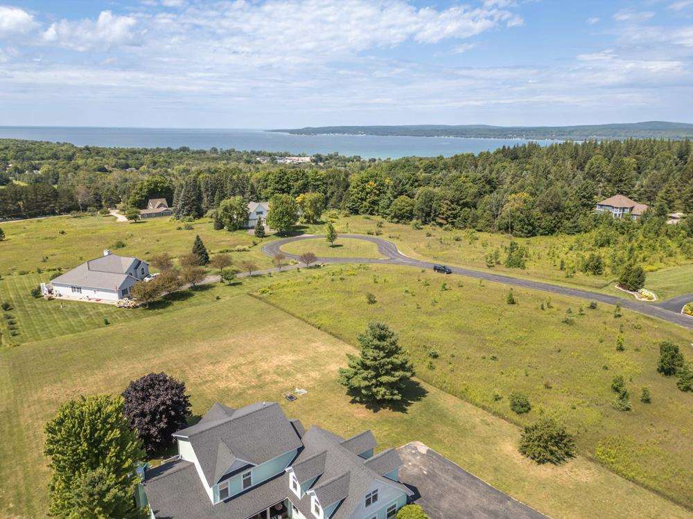 3428 Siebenhar Way Petoskey MI 49770