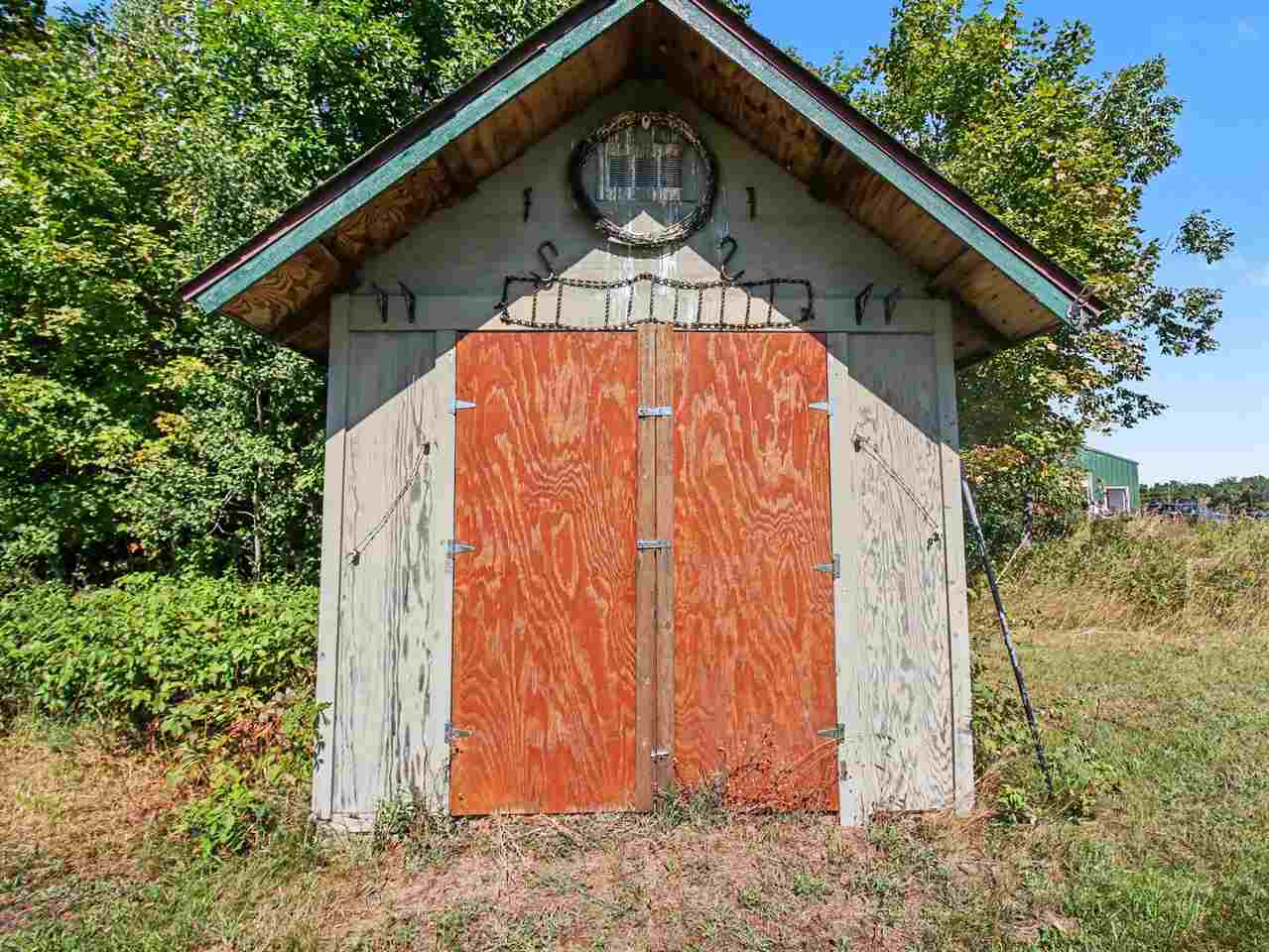 3753 E Levering Road Levering MI 49755