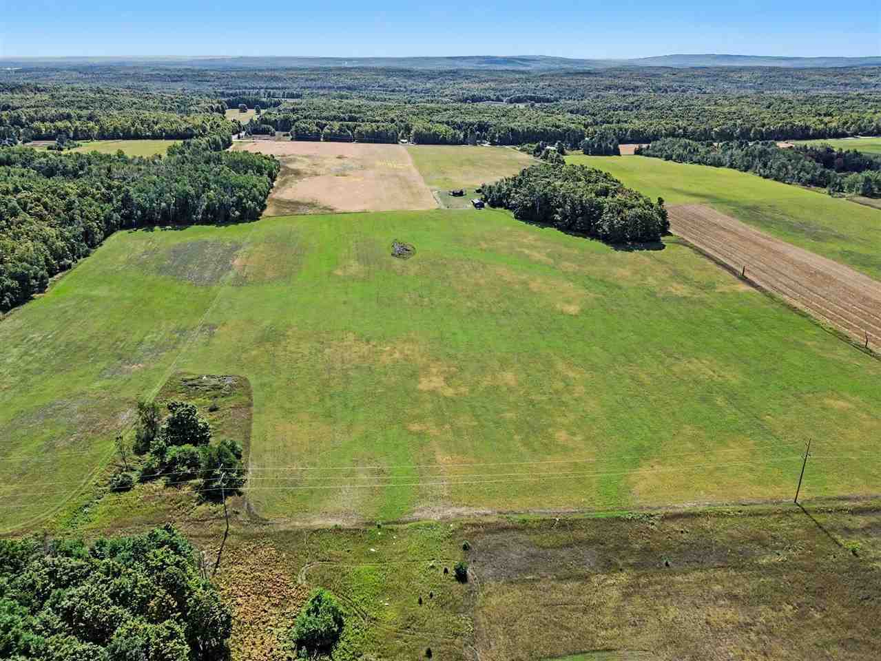 3753 E Levering Road Levering MI 49755