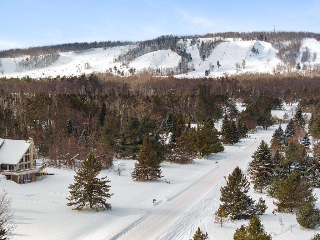 165 Pleasant Valley Drive Harbor Springs MI 49740