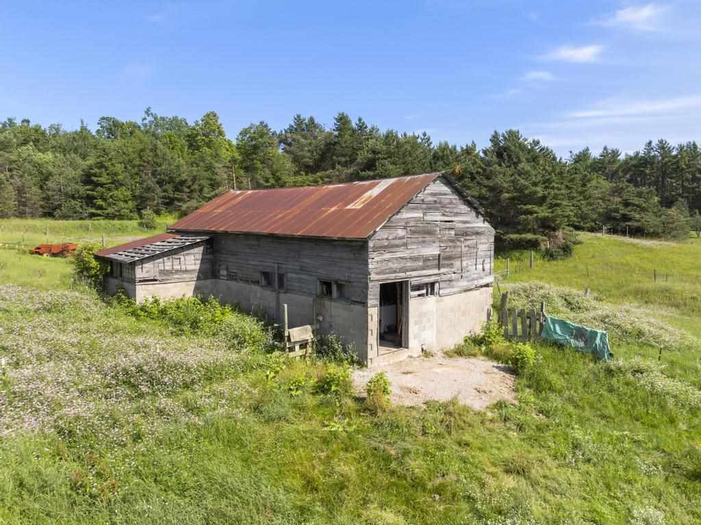 8688 Miller Road Alanson MI 49706