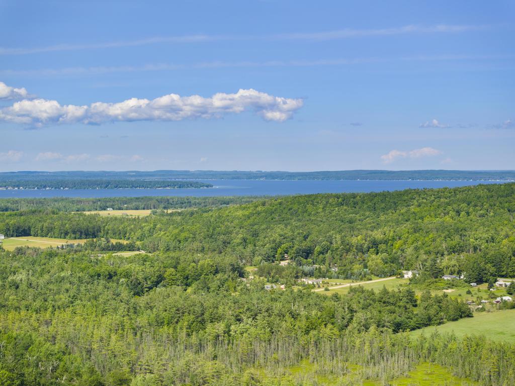 8688 Miller Road Alanson MI 49706
