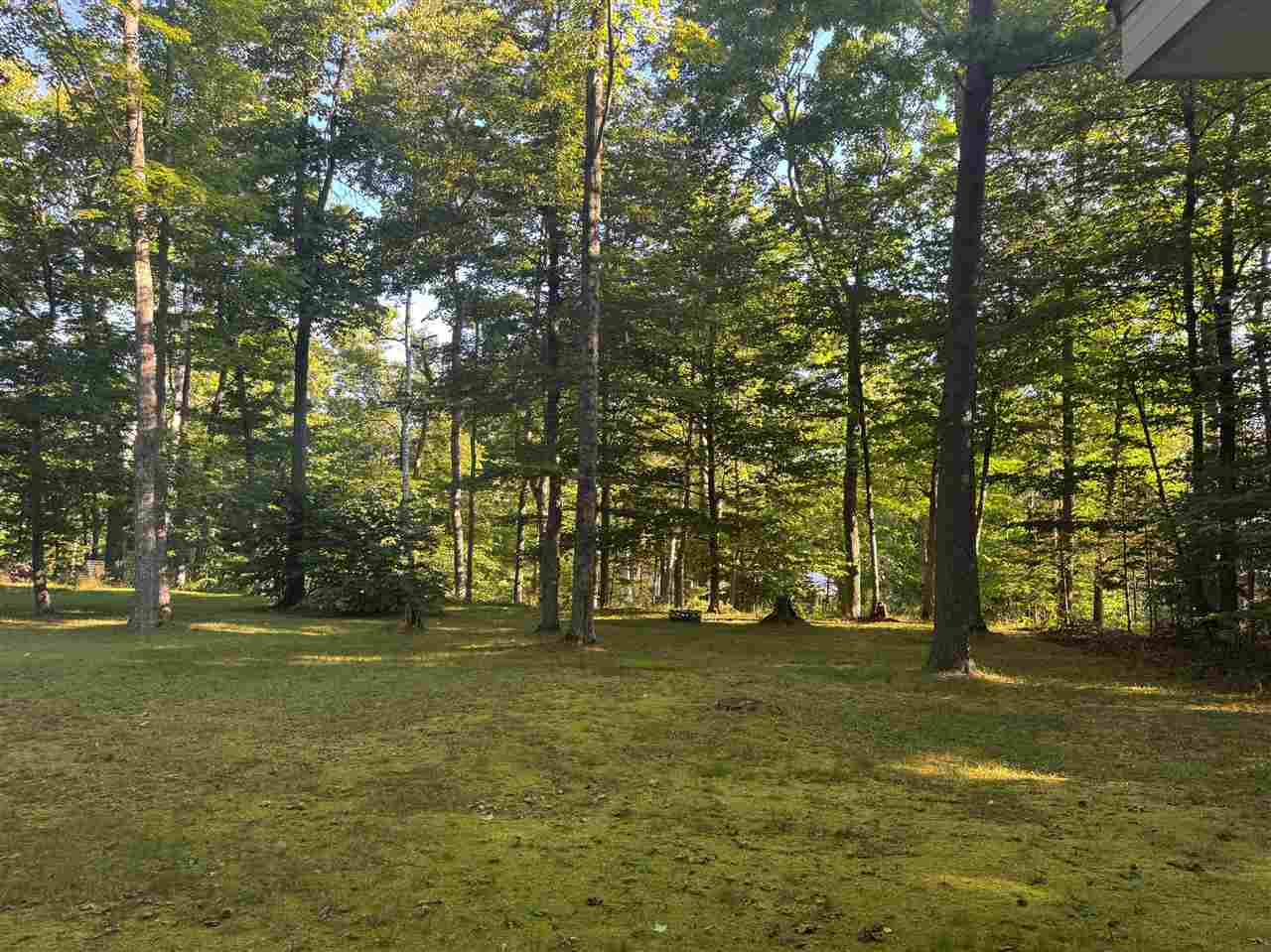 Vl .65 Ac Ridge Road Mackinaw City MI 49701