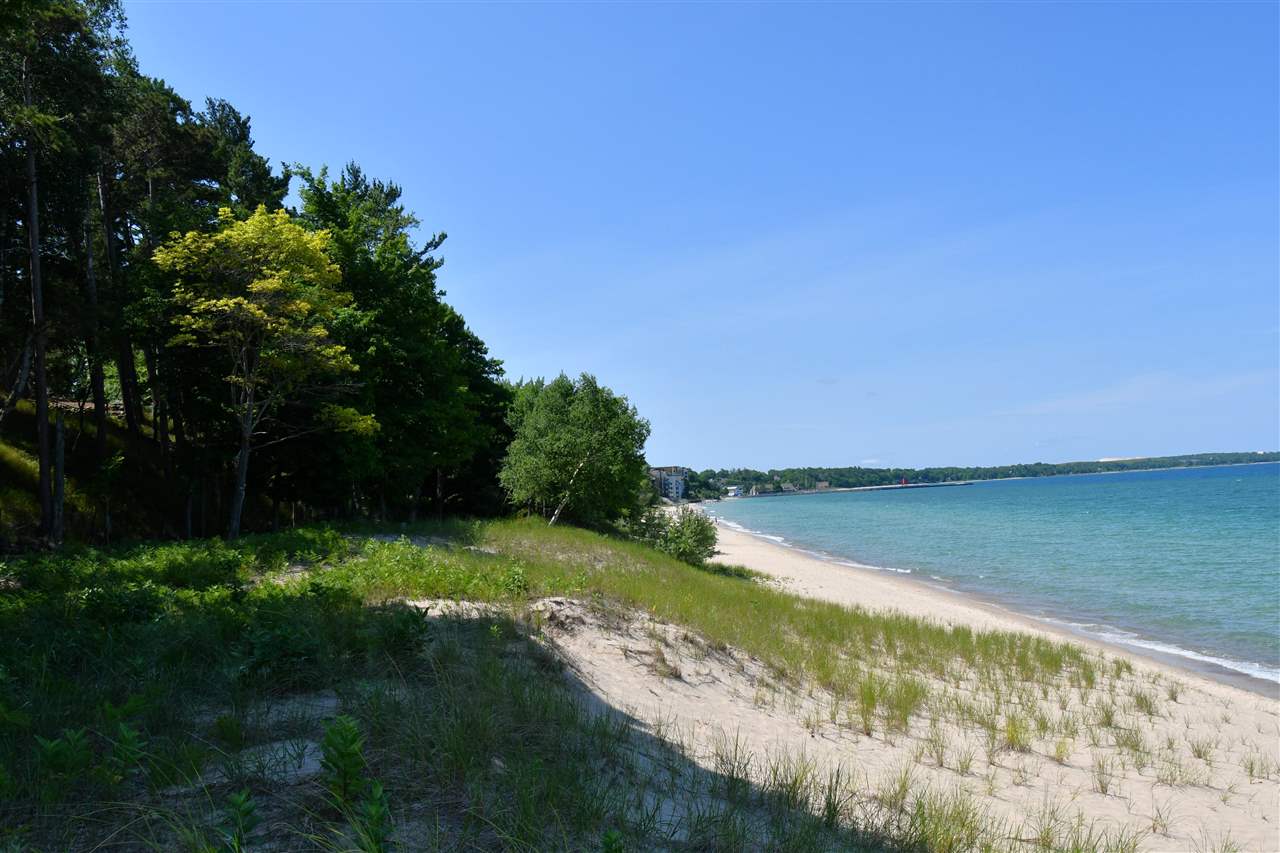 Mount Mcsauba Road Charlevoix MI 49720