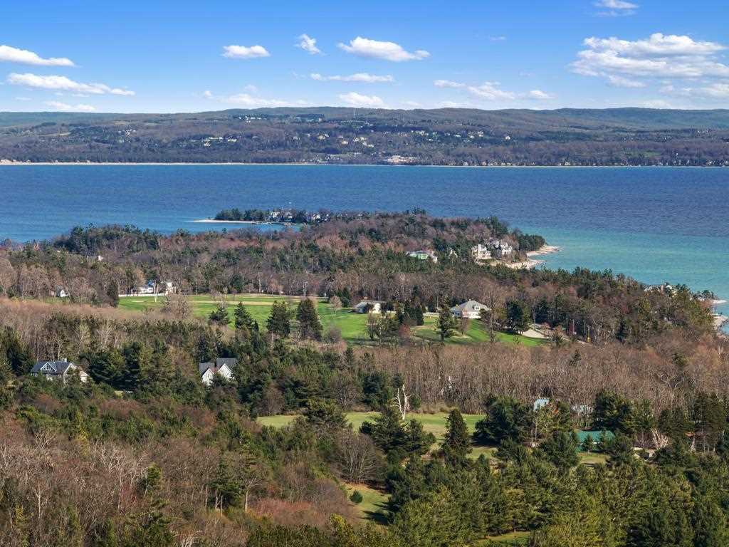 5870 Lodgepole Harbor Springs MI 49740