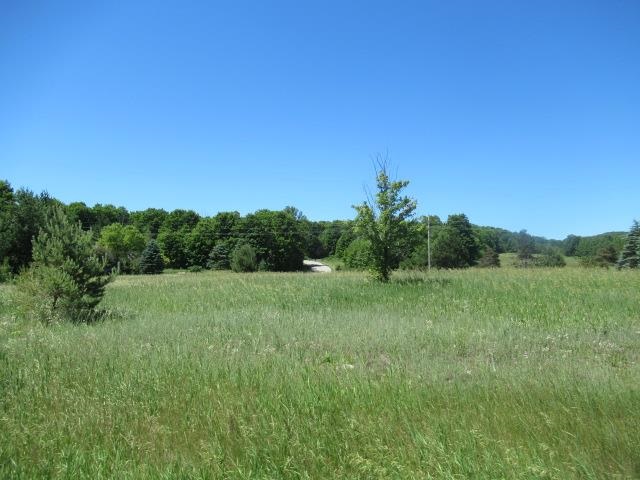 2026 Chapel Hill Drive Petoskey MI 49770