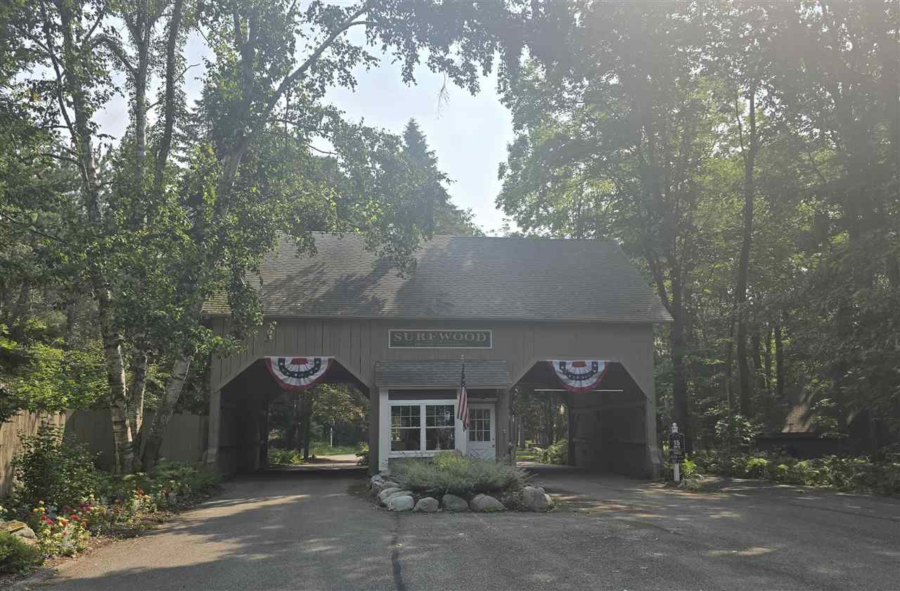 8745 Voyageur Trail Harbor Springs MI 49740