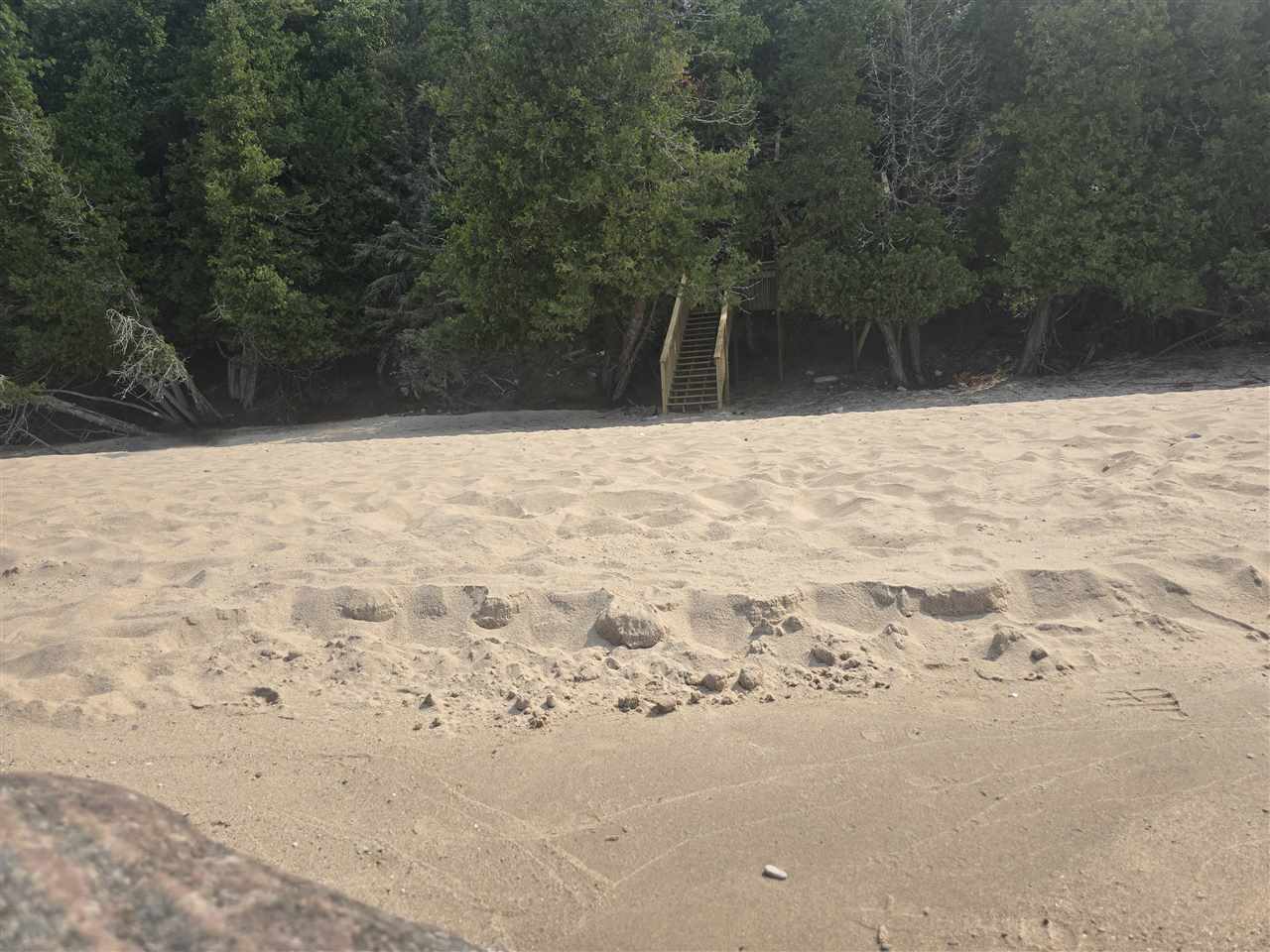 8745 Voyageur Trail Harbor Springs MI 49740