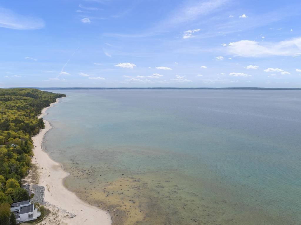 8385 Seven Mile Point Court Harbor Springs MI 49740