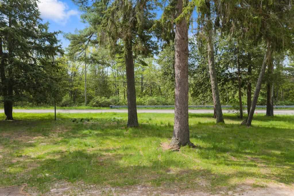 592 W Bluff Drive Harbor Springs MI 49770-000