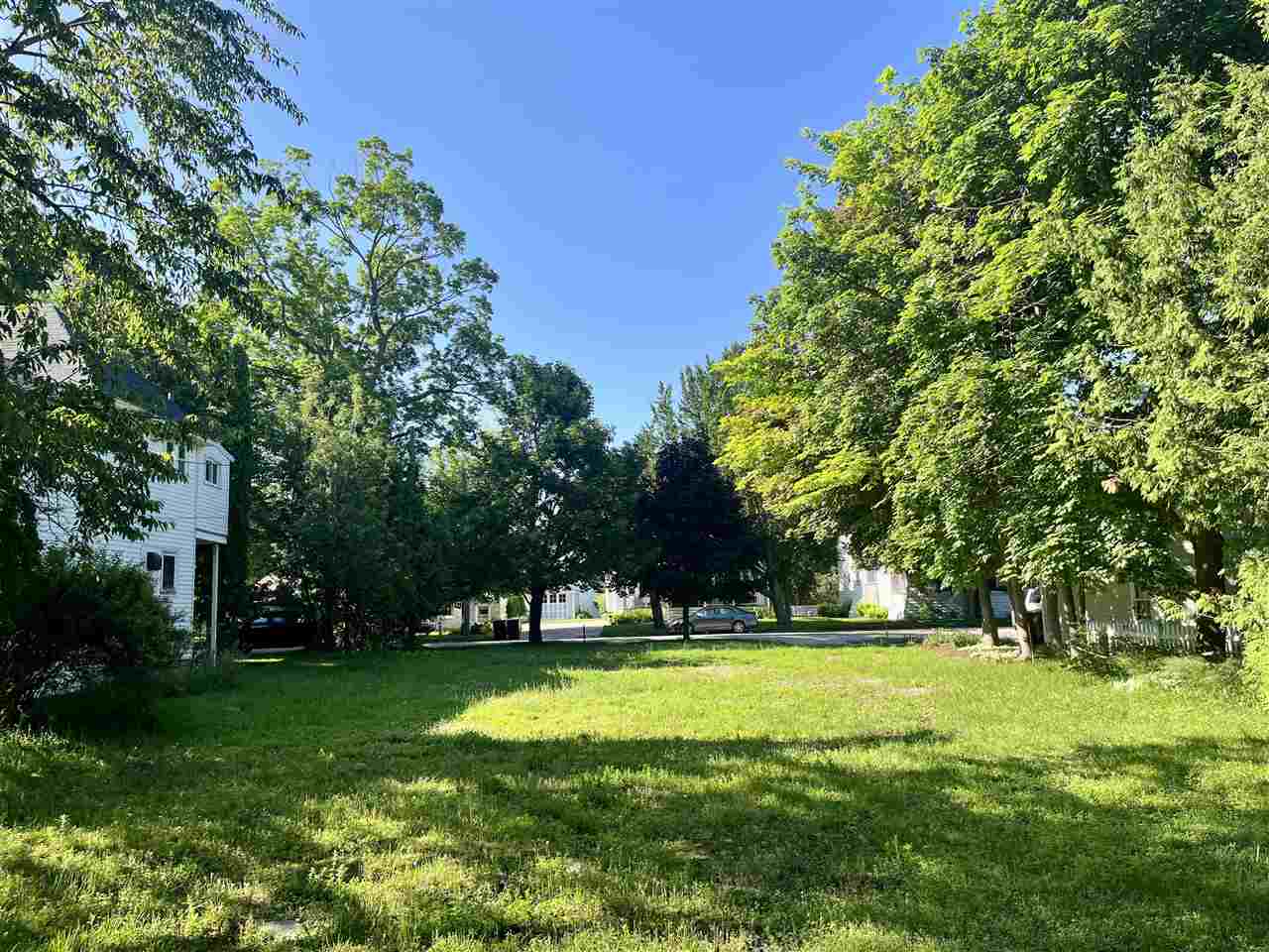 101 Ainslie Street Charlevoix MI 49720