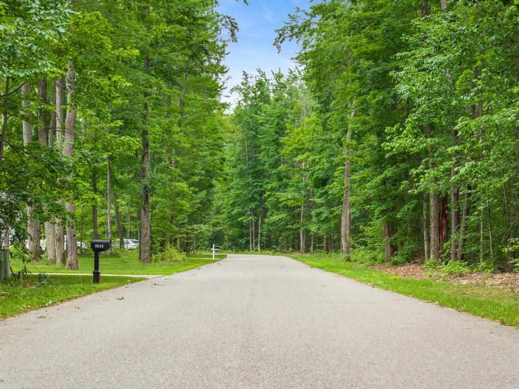 8605 Springridge Drive Petoskey MI 49770