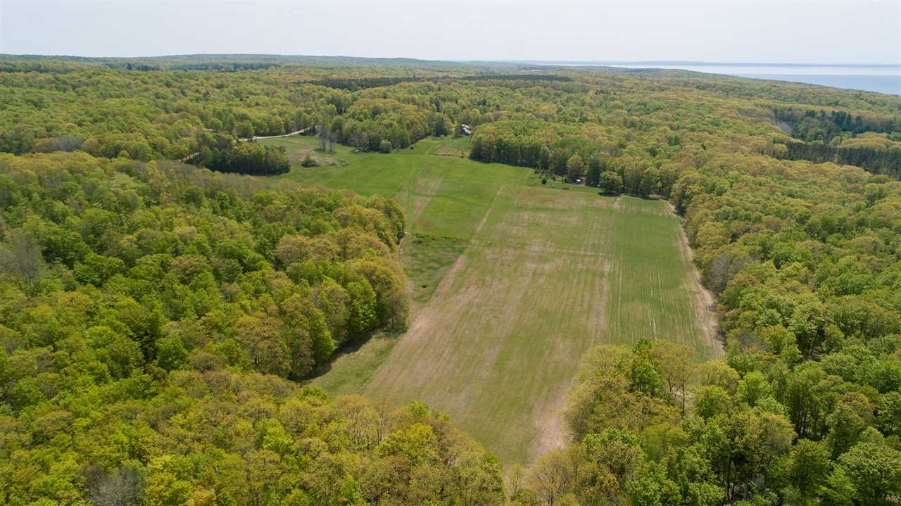 9400 W Robinson Road Harbor Springs MI 49740