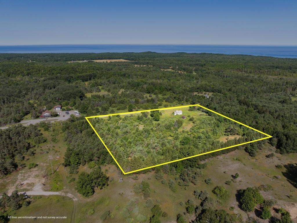 4722 N State Road Harbor Springs MI 49740