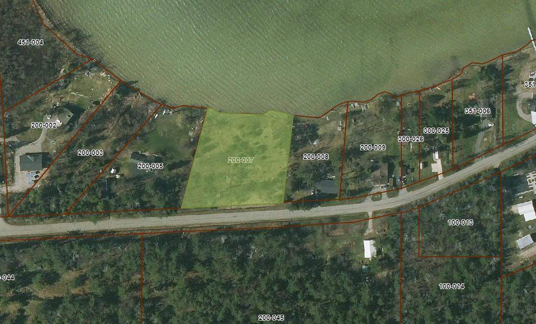 7505 Channel Road Petoskey MI 48770