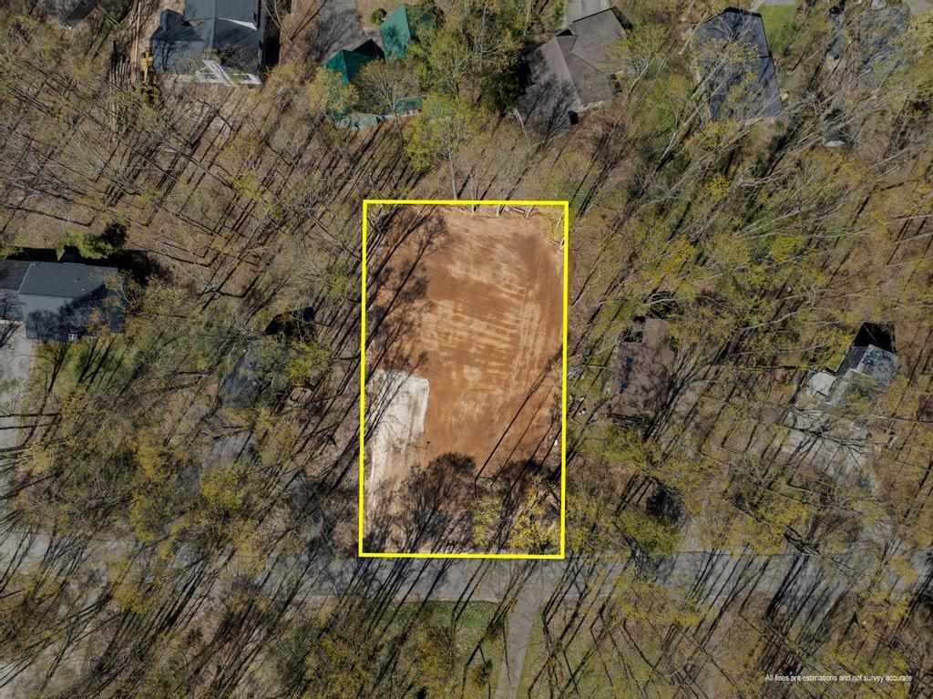 5310 Lauretian Drive Harbor Springs MI 49740