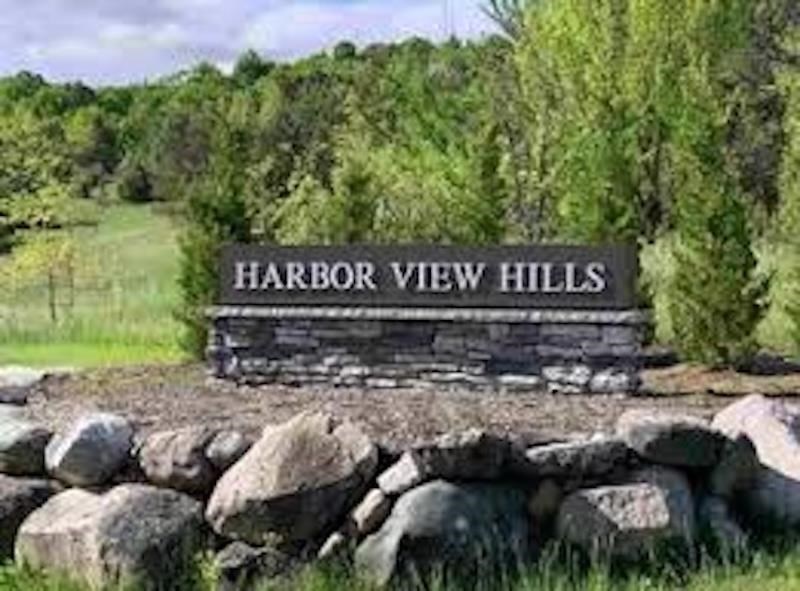 386 Harbor View Lane Petoskey MI 49770