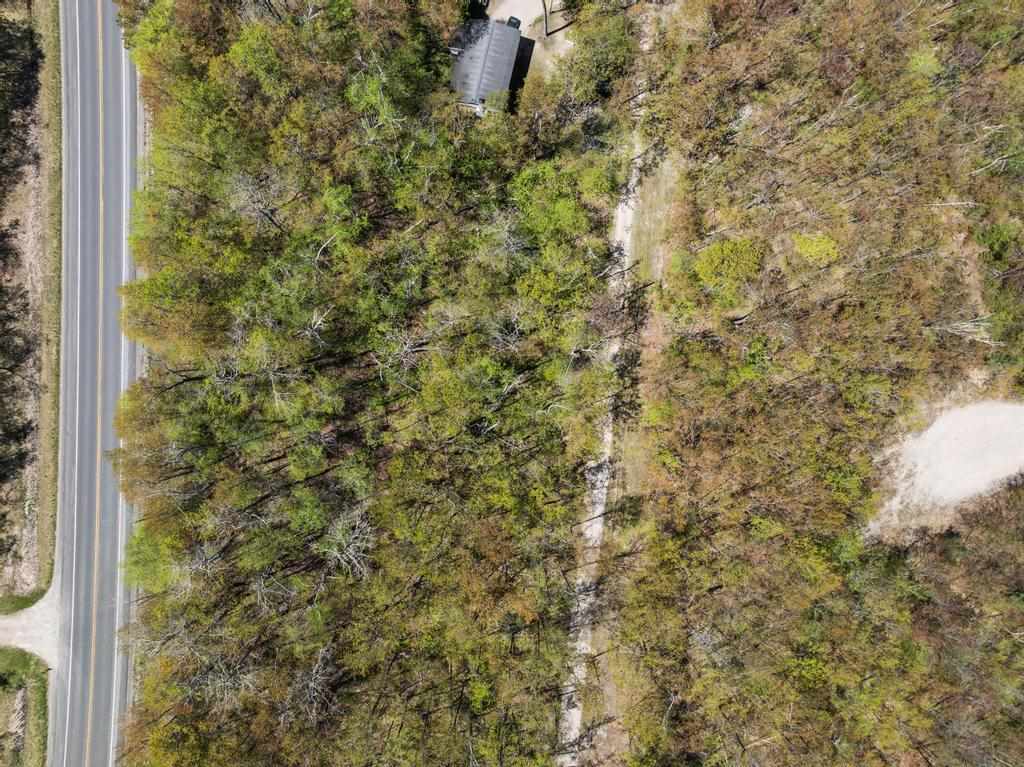 8724 U.s 23 Highway Cheboygan MI 49721